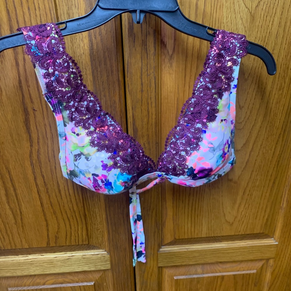 Bikini top